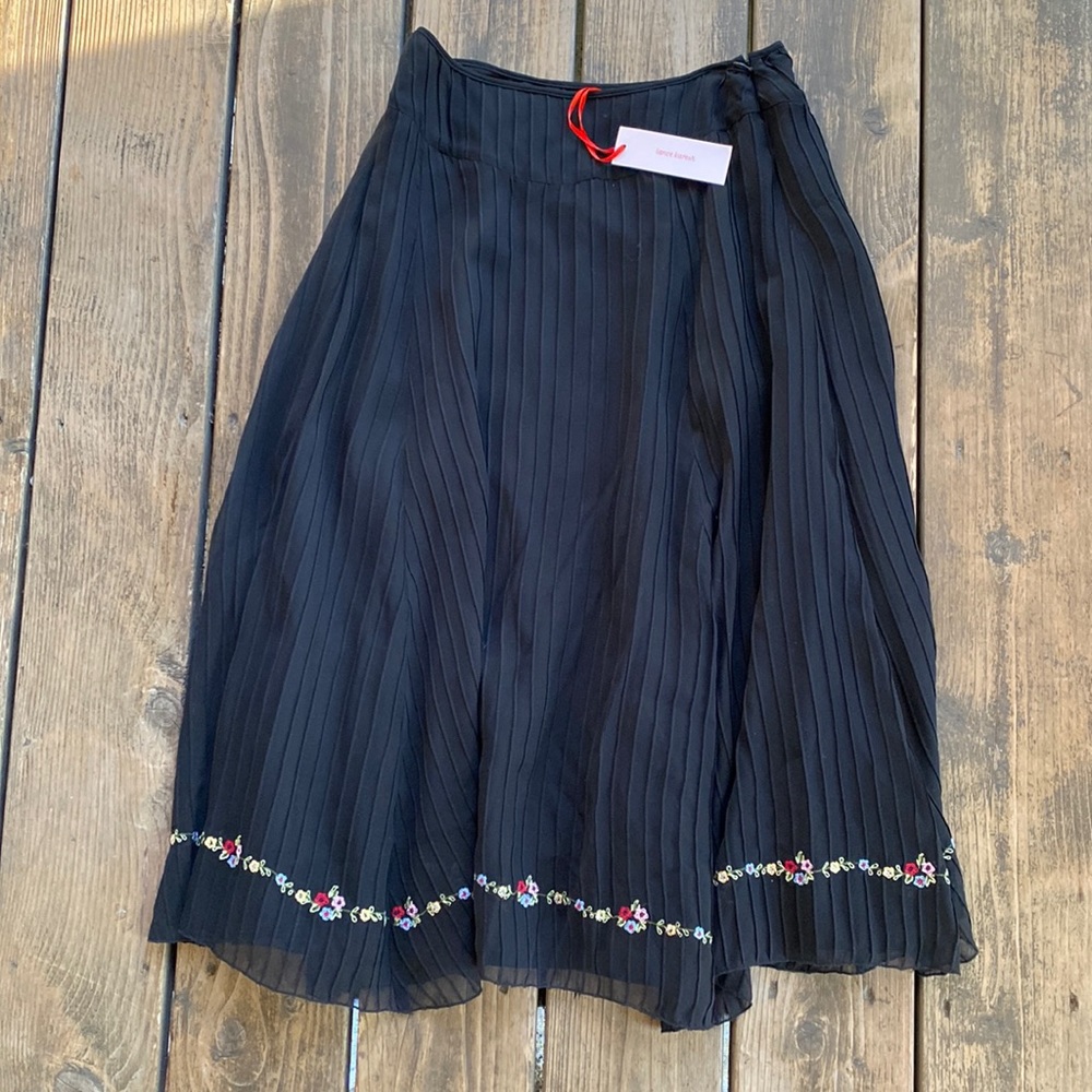 New Lance Karesh Black Silk Pleated Skirt with Embroidered Flowers